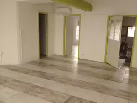 local de bureaux – profession liberale 75m² + sous-sol 30m²