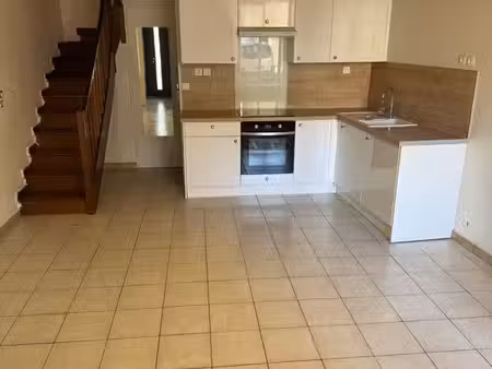 maison de village 4 pièces 80m2