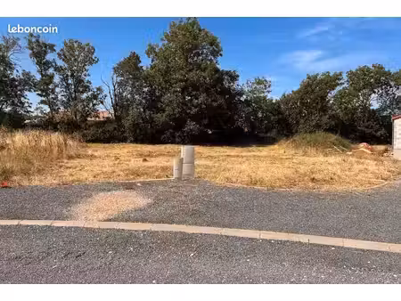 terrain constructible viabilisé 463 m2
