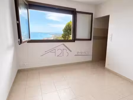 studio 1 pièce 22 m²
