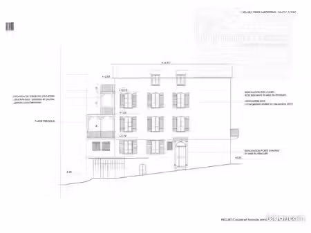 immeuble 10 pièces 280 m²
