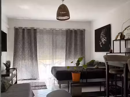 appartement meublé avec terrasse - l’île rousse