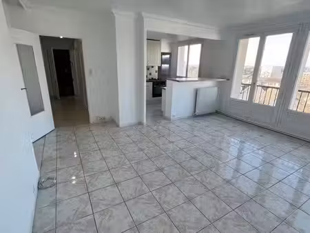 f4 – 68 m² – 3 chambres – viry-châtillon (plateau) – résidence gai soleil