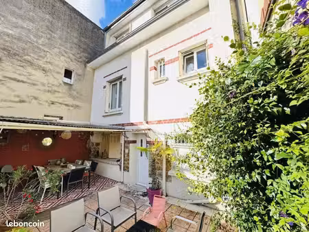 maison de ville 6 pièces 100 m²