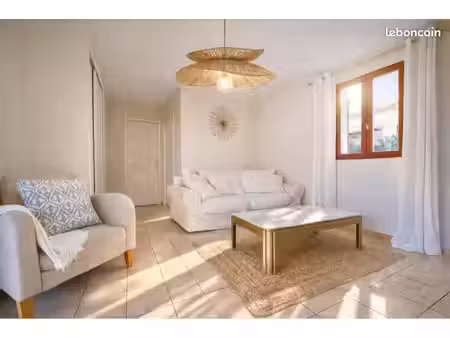 villa 2 chambres année scolaire