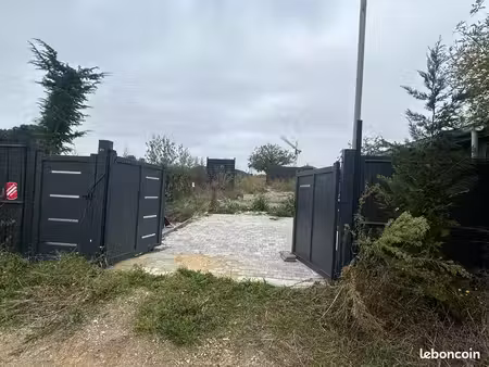 terrain a louer