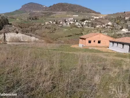 terrain à bâtir de 942 m² à aguessac