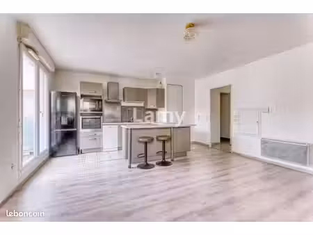 duplex 3 pièces 65 m²