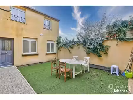 maison 4 pièces 2 ch + bureau  totalement meublée