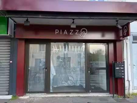 location local commercial avec fond de commerce