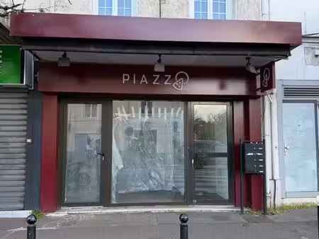 location local commercial avec fond de commerce