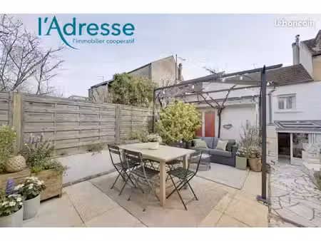 maison de ville 4 pièces 100 m²