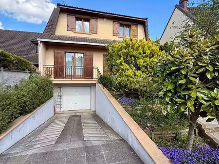 maison 5 pièces 121 m²