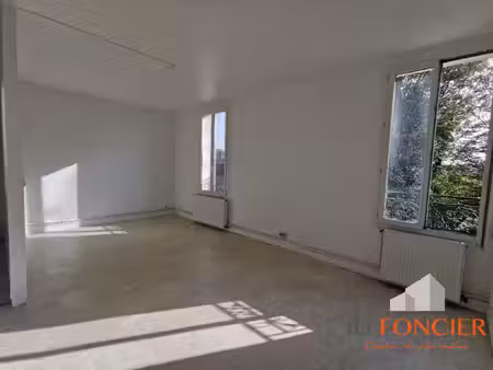 appartement f2 athis-mons