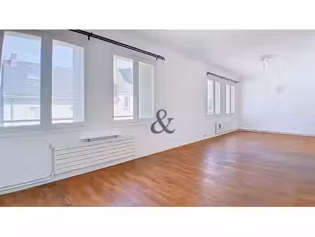 blois - centre ville - appartement 6 pièces 132 m²