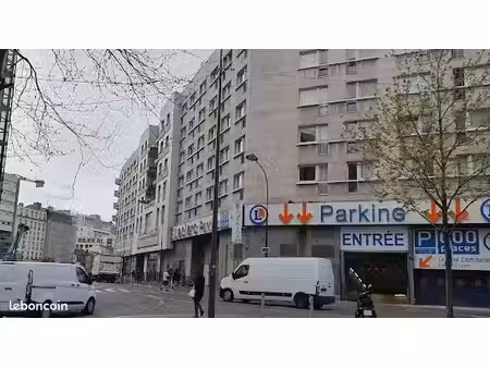 studio 1 pièce 18 m²