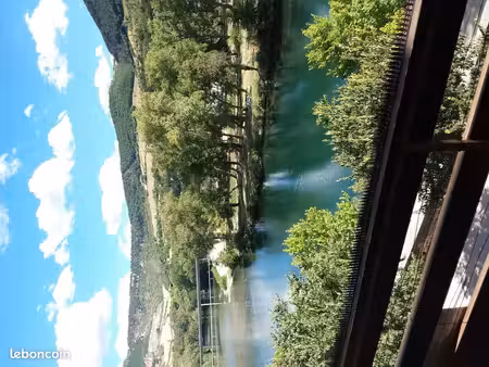 loue t1bis millau