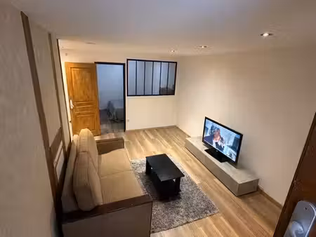 ? t2 meublé 43 m² – villefranche-de-rouergue – disponible immédiatement