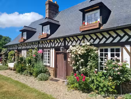 maison normande avec piscine