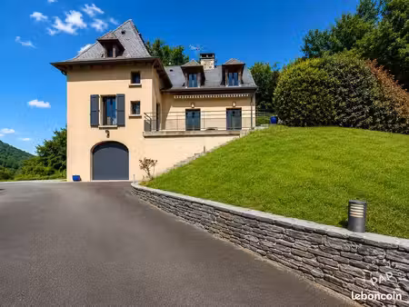 ? grande maison familiale avec terrain et sans travaux (vallée du lot)