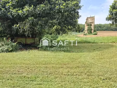 typique corps de ferme de caractère rénové intimiste