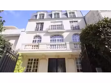 hotel particulier neuilly sur seine