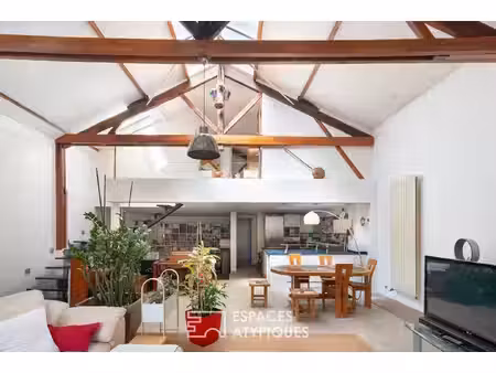 maison-loft au calme d'une impasse