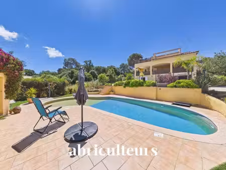 maison avec jardin  piscine et parking en vente à six-fours-les-plages (83140)