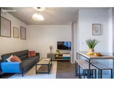 appartement meublé avec place de parking