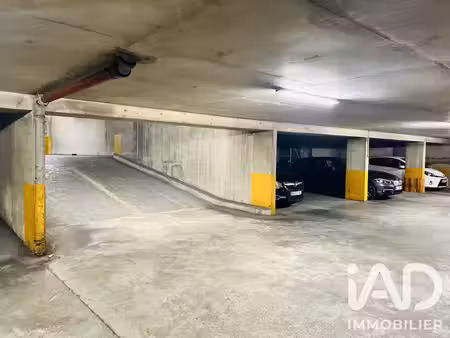 vente parking 13 m²