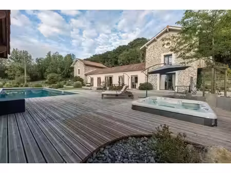 aux portes du marais d'orx — un domaine de deux maisons  au bord de l'eau et du silence