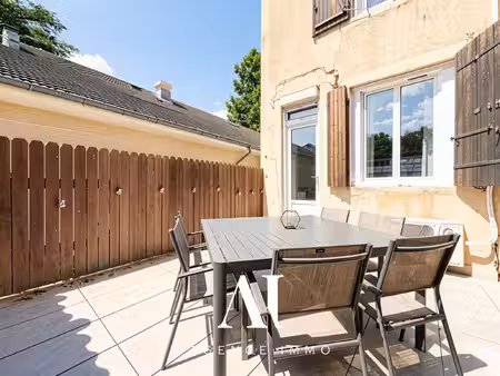maison de village t5 – 124 39 m² – jujurieux 01640