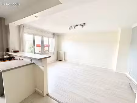 appartement 3 pièces 56 m²