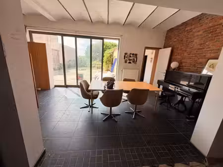 magnifique maison à saint denis avec terrain   lumineuse