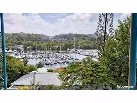 studio 50 m2 vue sur la marina
