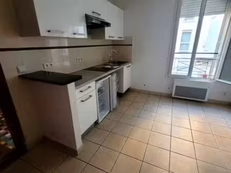 saint-denis 24.80 m2 proche transports