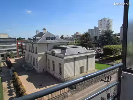 t2 à 5 min du rer le raincy-villemomble