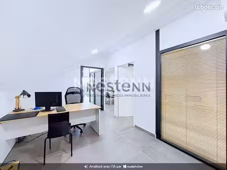 bureaux 79 m² baie mahault