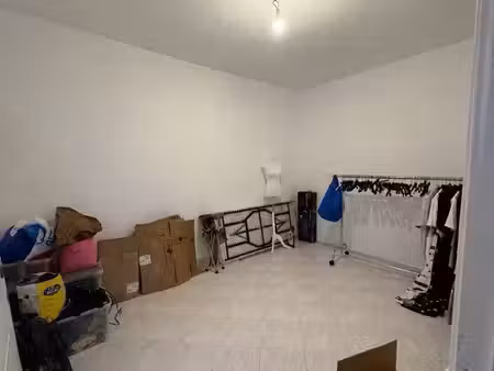pièce à louer