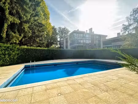 jouy-en-josas centre – studio meublé de 14 m² avec jardin privatif
