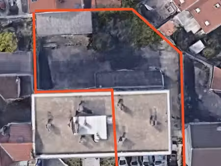 local 300 m² drancy