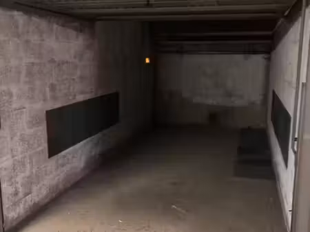 loue box sécurisé dans parking résidentiel