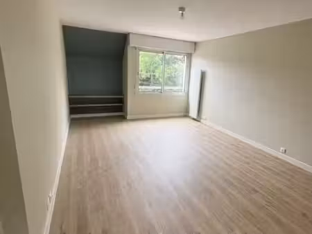 appartement t2 avec parking