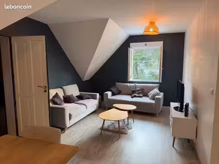 jouy-mauvoisin — 3 pièces sous combles  87 55 m² au sol  2 parkings  vue dégagée