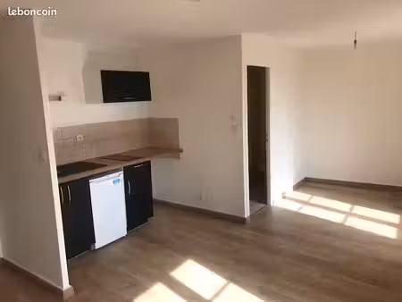 studio 1 pièce 25 m2 étage 1/1