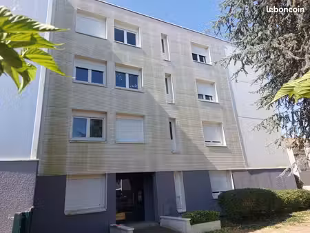 studio 1 pièce 34 m²