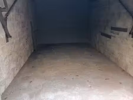 location box auto becon-les-bruyeres
