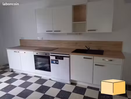 maison de village 3 pièces 110 m²