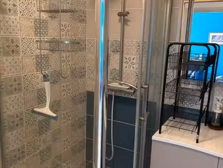 antibes – 2 pièces meublé 42 5 m² avec terrasse  parking et cave