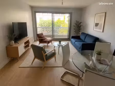 a louer 2 p+c 54 m2 asnières sur seine